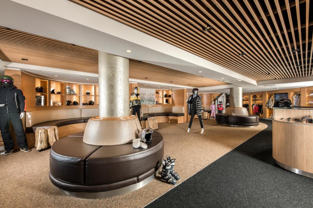 Hotel Barriere Les Neiges Courchevel Zewnętrze zdjęcie